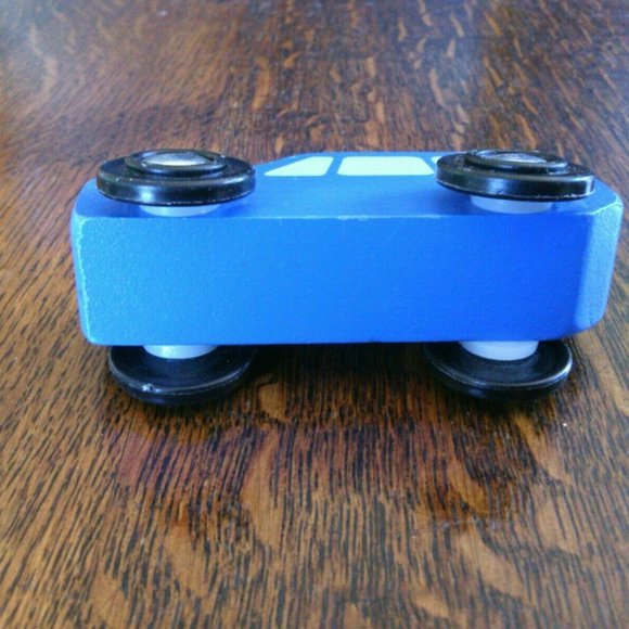 Wooden Toy Cars Set Police Car Traffic Light Station Hospital Sign Shopper Wood - Picture 6 of 16